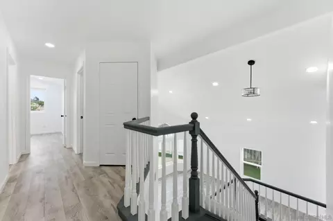 Entry Way - 13625 Darryl Ct, El Cajon, CA 92021 photo 2 of 4