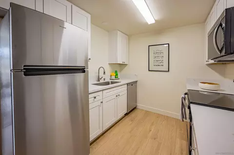 Kitchen - 12609 Robison Blvd #108, Poway, CA 92064 photo 2 of 5