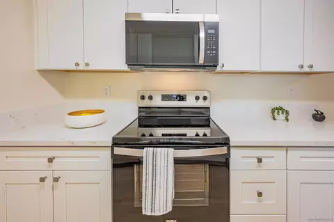 Kitchen - 12609 Robison Blvd #108, Poway, CA 92064 photo 4 of 5