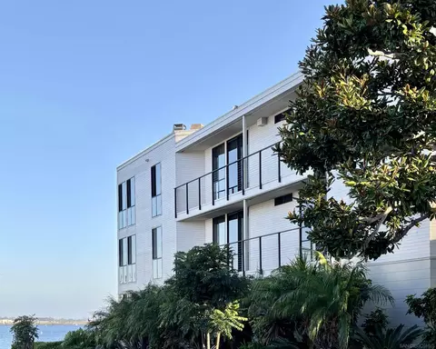 333 San Antonio, San Diego, CA 92106