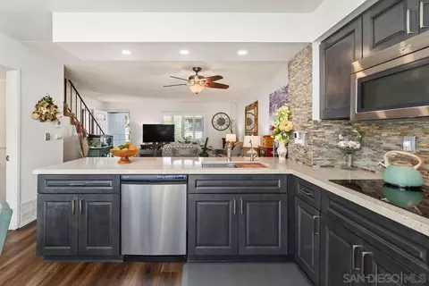 5800 Lake Murray Blvd #83, La Mesa, CA 91942