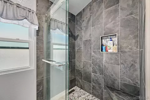 Bath - 13872 Jack Oak Ln, Lakeside, CA 92040 photo 3 of 3