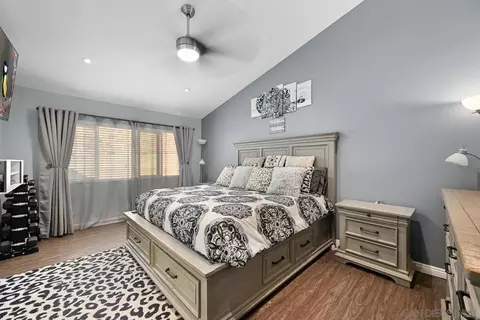 Bedroom - 13872 Jack Oak Ln, Lakeside, CA 92040 photo 2 of 3