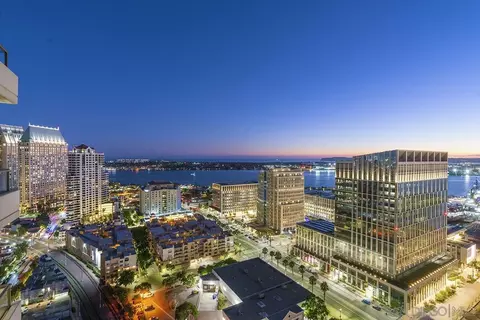 700 W E St #2802, San Diego, CA 92101