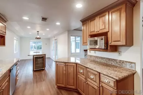 Kitchen - 5359 Triple Crown Dr, Bonsall, CA 92003 photo 4 of 5