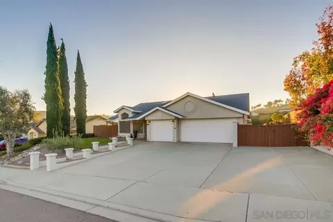 Exterior - 5359 Triple Crown Dr, Bonsall, CA 92003 photo 15 of 24