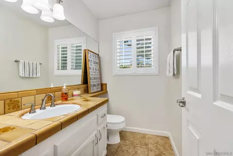 Bath - 16614 Wikiup Rd, Ramona, CA 92065 photo 1 of 3