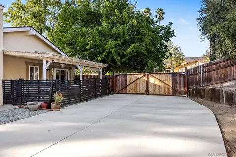 Exterior - 16614 Wikiup Rd, Ramona, CA 92065 photo 10 of 12