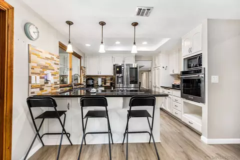 Kitchen - 16614 Wikiup Rd, Ramona, CA 92065 photo 2 of 5