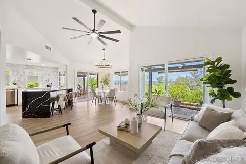17676 Corte Sobrado, San Diego, CA 92128