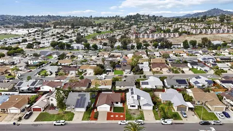 10902 Whippletree Ln, Spring Valley, CA 91978 photo 57