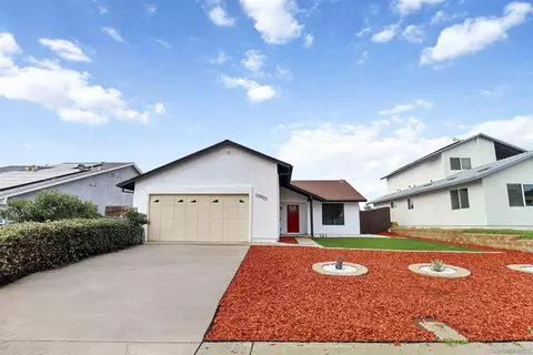 10902 Whippletree Ln, Spring Valley, CA 91978 photo 2