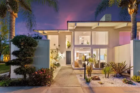 7087 Estrella De Mar #D, Carlsbad, CA 92009