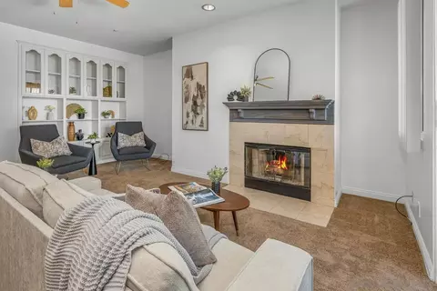 Living - 4701 Date Ave #219, La Mesa, CA 91942 photo 3 of 5