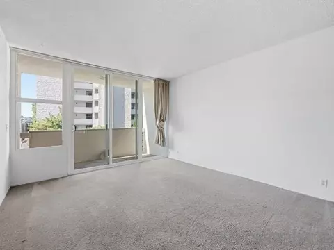 2510 Torrey Pines Rd 312, La Jolla, CA 92037