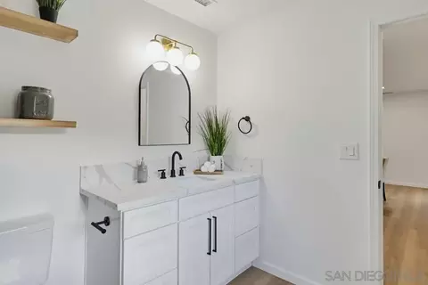 Bath - 15751 Lyons Valley Rd, Jamul, CA 91935 photo 5 of 6