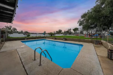 Exterior - 1465 Barnett Rd, Ramona, CA 92065 photo 4 of 13
