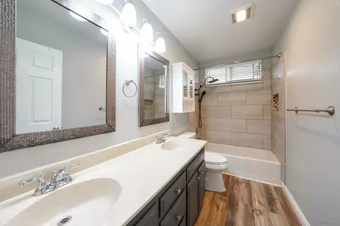 Bath - 1465 Barnett Rd, Ramona, CA 92065 photo 1 of 2