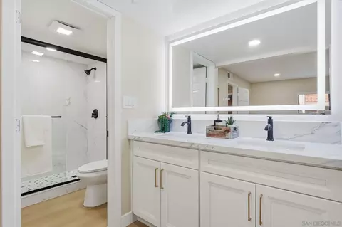 Bath - 2564 Navarra Dr #115, Carlsbad, CA 92009 photo 2 of 3