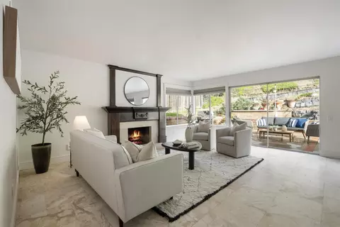 Living - 1760 Woodbine Pl, Oceanside, CA 92054 photo 4 of 4