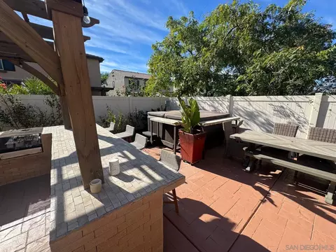 Exterior - 1173 Anza Ct, Perris, CA 92571 photo 6 of 8