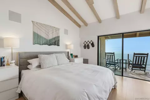 Bedroom - 441 S Sierra Ave #308, Solana Beach, CA 92075 photo 4 of 5