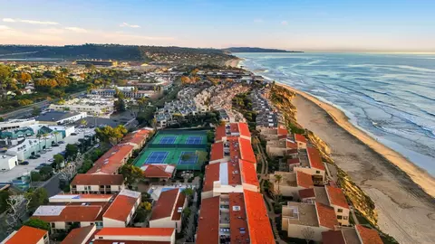 View/Area - 441 S Sierra Ave #308, Solana Beach, CA 92075 photo 2 of 6