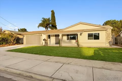 517 Worthington St, Spring Valley, CA 91977