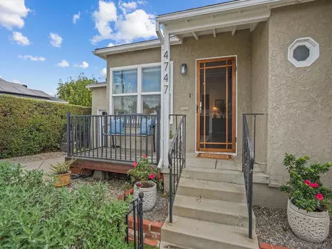 4747 Lenore Dr, San Diego, CA 92115