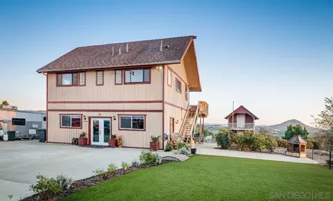 Exterior - 31141 Saddleback Rd, Valley Center, CA 92082 photo 1 of 3