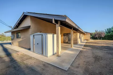 Exterior - 526 Brazos St, Ramona, CA 92065 photo 8 of 17