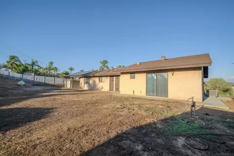 Exterior - 526 Brazos St, Ramona, CA 92065 photo 11 of 17