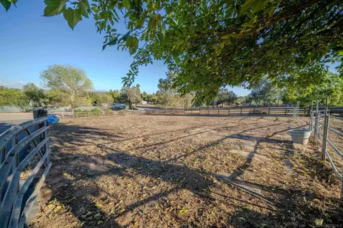 Exterior - 526 Brazos St, Ramona, CA 92065 photo 4 of 17
