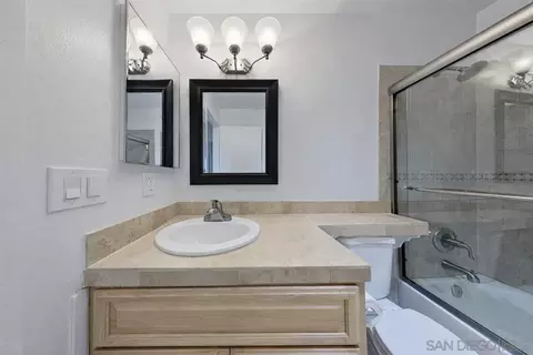 Bath - 1158 Denver Ln #C, El Cajon, CA 92021 photo 3 of 4
