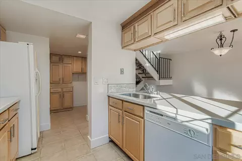 Kitchen - 1158 Denver Ln #C, El Cajon, CA 92021 photo 4 of 4