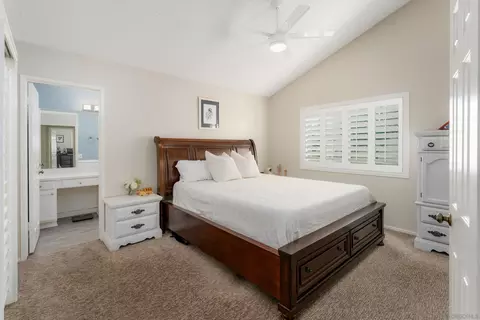 1237 Chambord Ct, Oceanside, CA 92054 photo 23