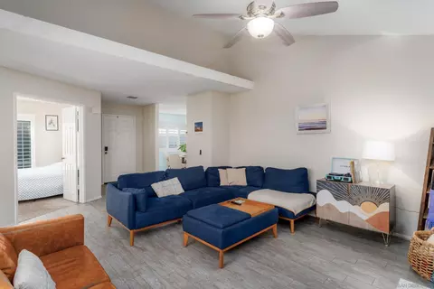 1237 Chambord Ct, Oceanside, CA 92054 photo 17