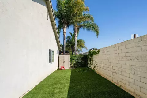 1237 Chambord Ct, Oceanside, CA 92054 photo 5