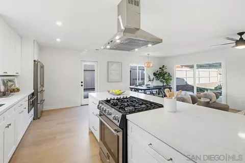 Kitchen - 13015 Carriage Rd, Poway, CA 92064 photo 4 of 4