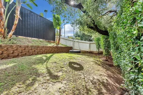 Exterior - 2167 Sunset Dr, Escondido, CA 92025 photo 8 of 12