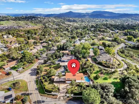 View/Area - 2167 Sunset Dr, Escondido, CA 92025 photo 1 of 4