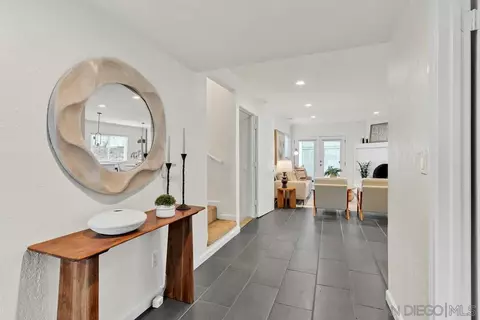 Entry Way - 2167 Sunset Dr, Escondido, CA 92025 photo 1 of 1