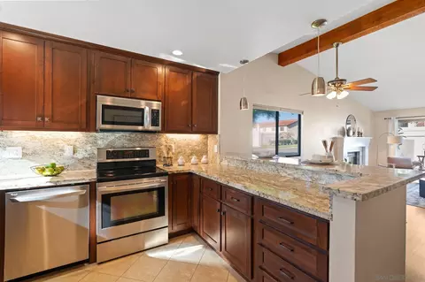 Kitchen - 6922 Pear Tree Dr, Carlsbad, CA 92011 photo 2 of 6