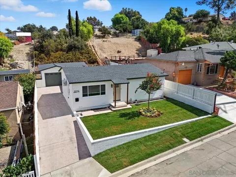 2039 Winnett St, San Diego, CA 92114