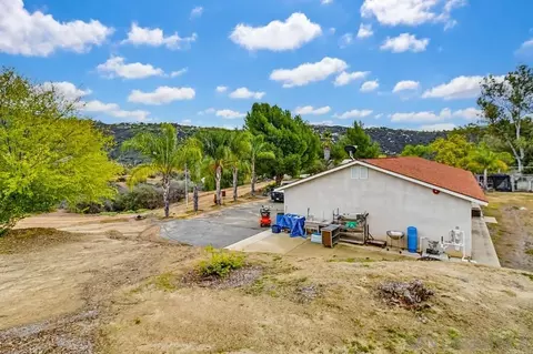 Exterior - 1478 Peutz Valley Rd, Alpine, CA 91901 photo 8 of 35
