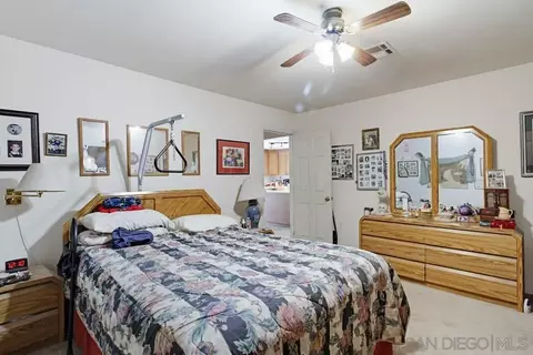 Bedroom - 1478 Peutz Valley Rd, Alpine, CA 91901 photo 3 of 3