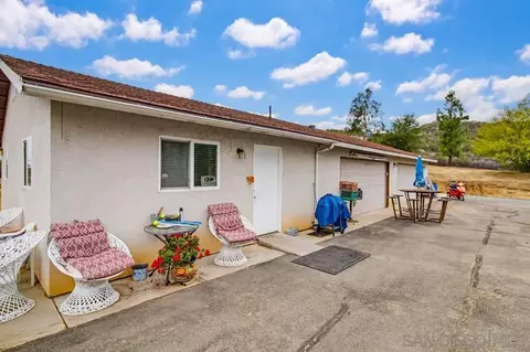 Exterior - 1478 Peutz Valley Rd, Alpine, CA 91901 photo 3 of 35