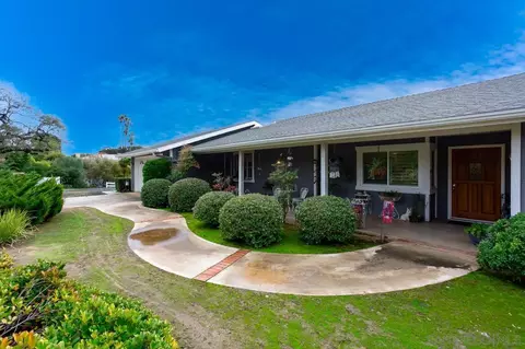 10565 Burned Oak Ln, Escondido, CA 92026 photo 46
