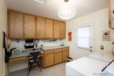 10565 Burned Oak Ln, Escondido, CA 92026 photo 13