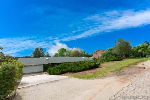 10565 Burned Oak Ln, Escondido, CA 92026 photo 44
